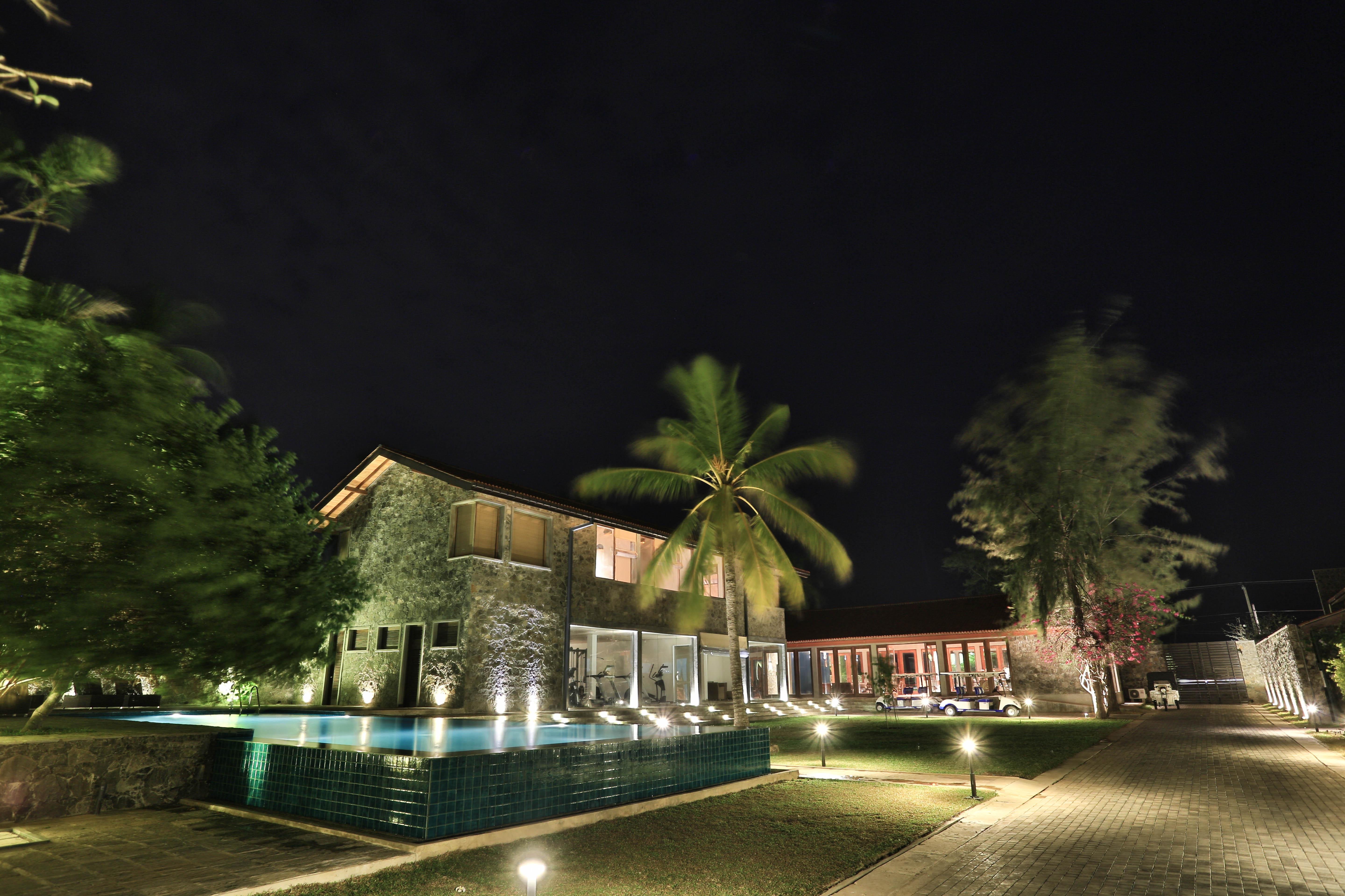 Regenta Arie Lagoon Negombo Exterior photo