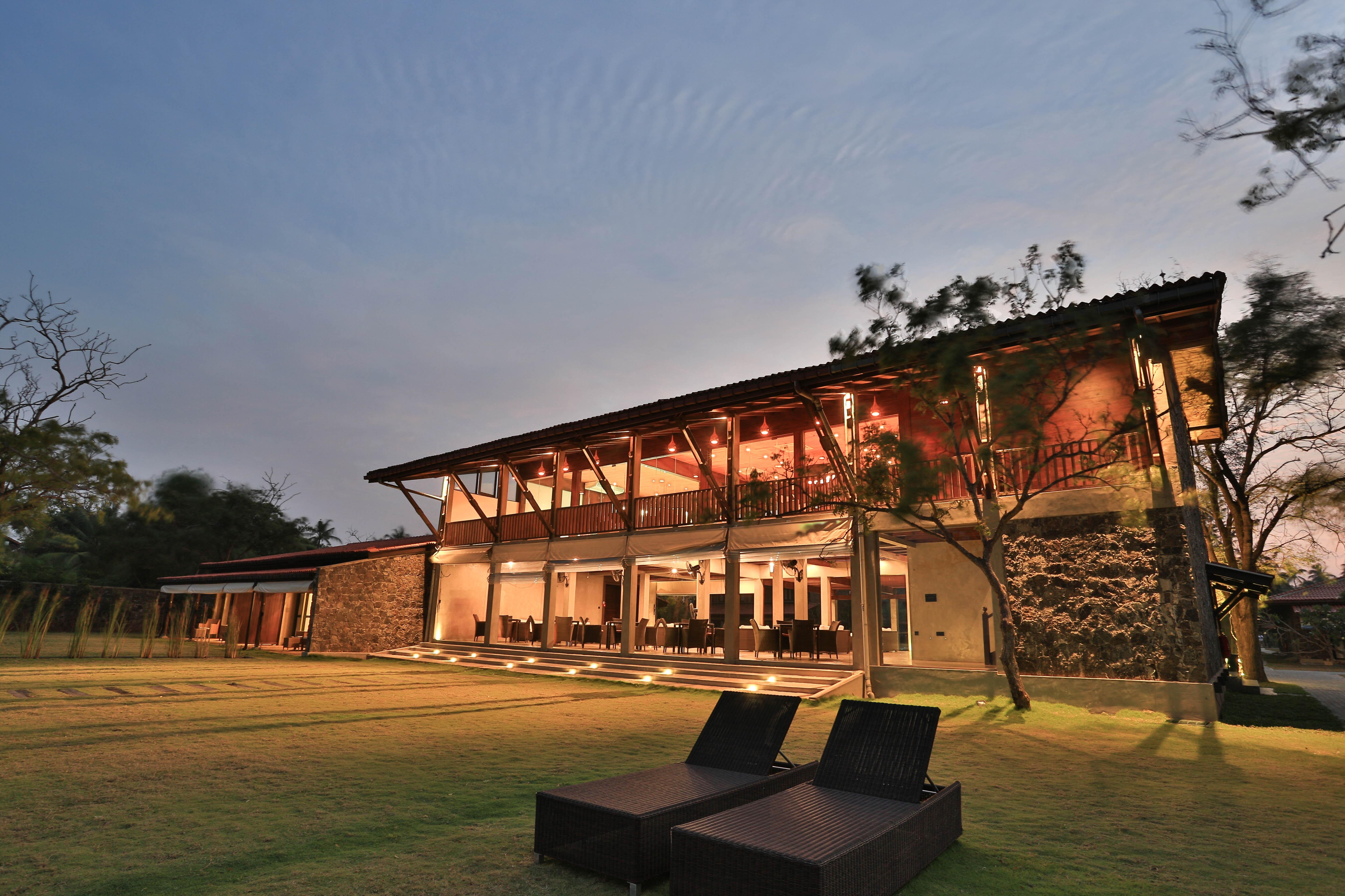 Regenta Arie Lagoon Negombo Exterior photo