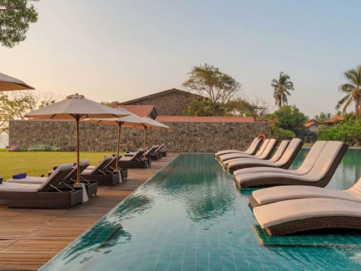 Regenta Arie Lagoon Negombo Exterior photo