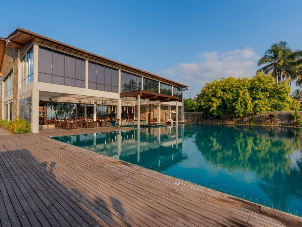 Regenta Arie Lagoon Negombo Exterior photo